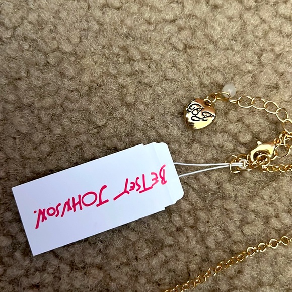 New with tags Betsey Johnson pink bling HEART necklace - Picture 3 of 9